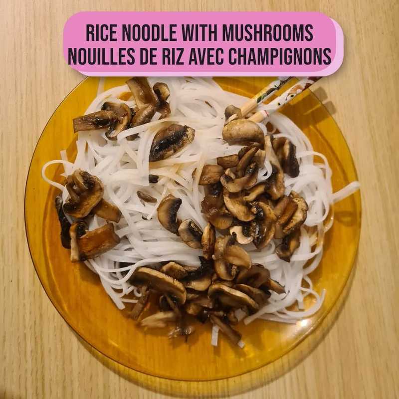 Rice Noodles with Mushrooms